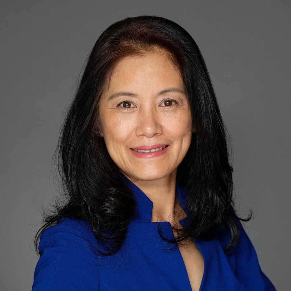 Eileen Yue-Ling Han PhD, LAc., Director of The Academy of Acupuncture certified Gold Level practitioner San Diego CA